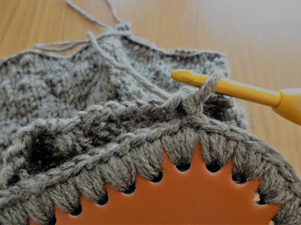ダイソー メランジテイストで編む巾着バッグの作り方