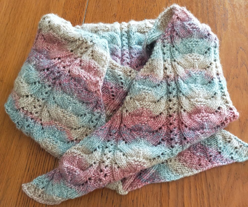 [動画][棒針6号]ユザワヤ＊モナ★透かし編み三角ストール・マフラーの作り方