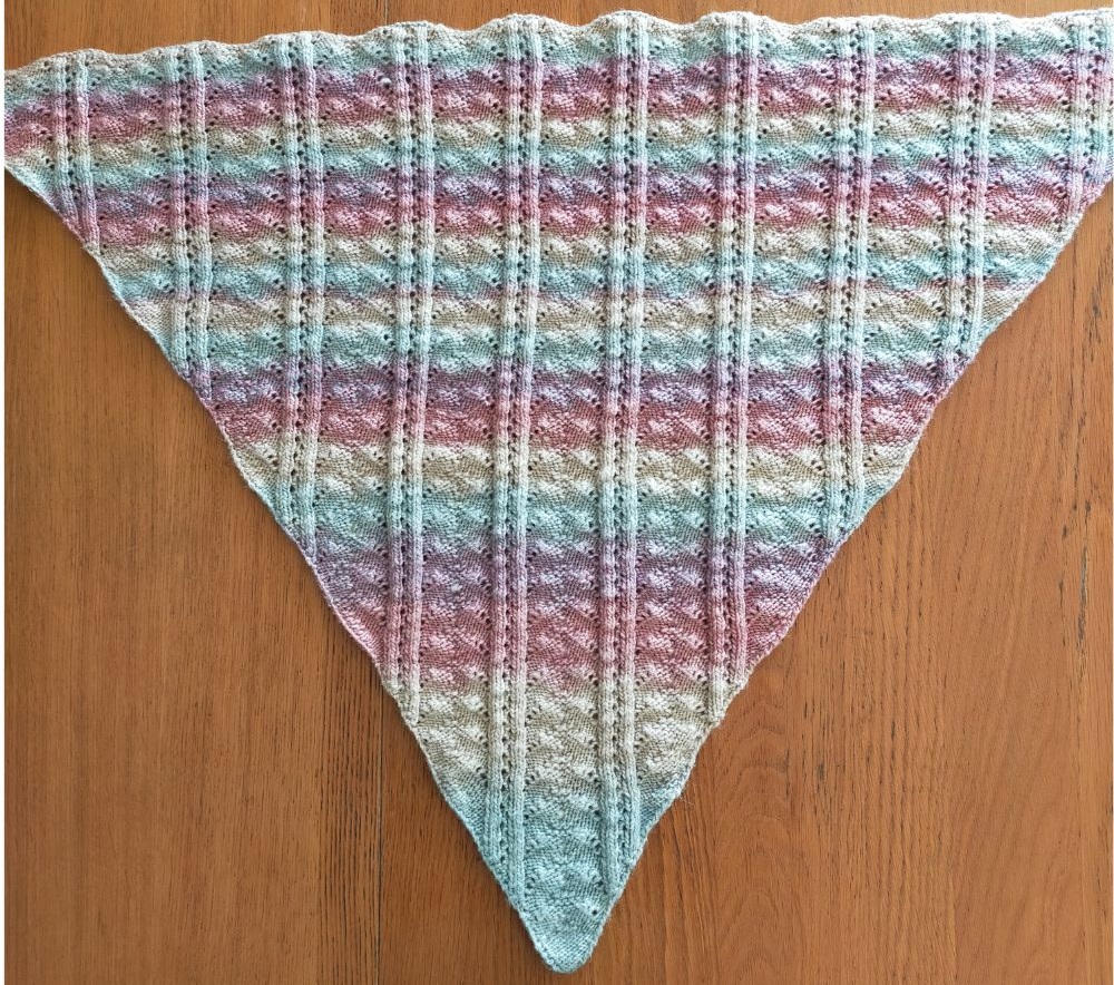 [動画][棒針6号]ユザワヤ＊モナ★透かし編み三角ストール・マフラーの作り方